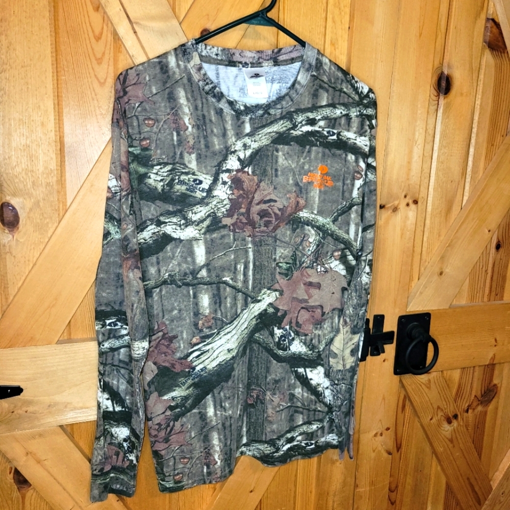 Mens Mossy Oak Break-Up Infinity Long Sleeve Hunting Tee Shirt T size Large Camo